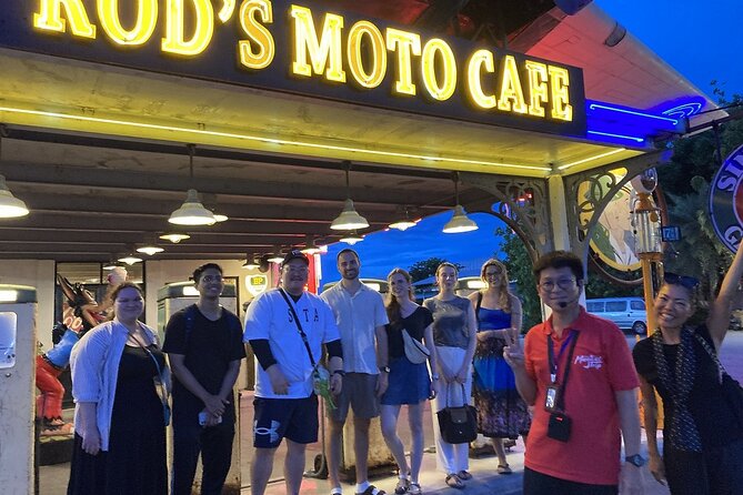 Bangkok Night Market Tour Dinner and Vintage Find - Why the dinner and market combination works