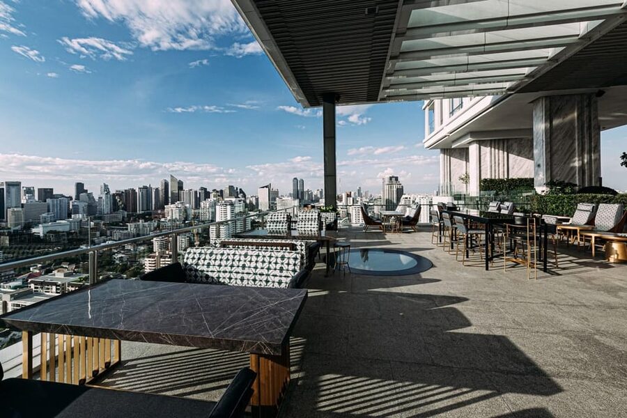 Bangkok: Nimitr Rooftop by 137 Pillars - A 90-minute meal with a polished feel