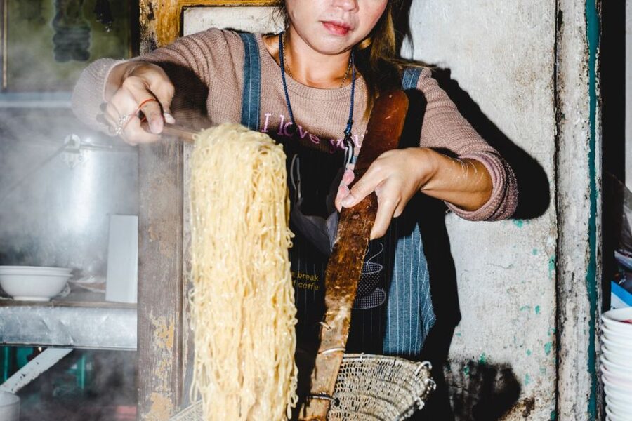 Bangkok: Old Siam Food Tour with 15+ Tastings - Small groups make a practical difference