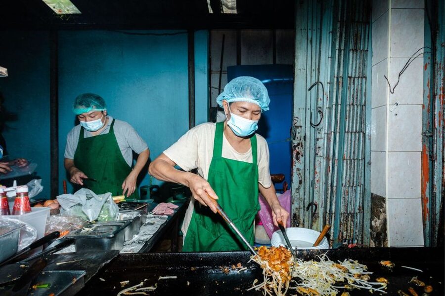 Bangkok: Old Siam Food Tour with 15+ Tastings - Starting at Big C and moving by canal