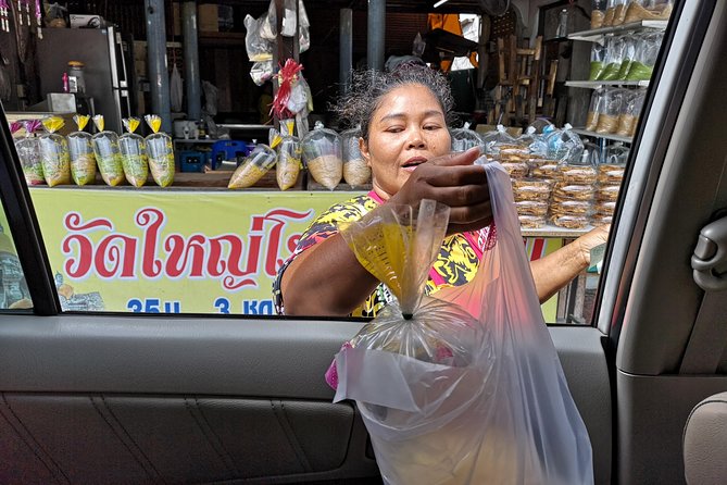Bangkok: Private Ayutthaya and Bang Pa-In Summer Palace Tour - Ayutthaya’s historic center and the value of a guide
