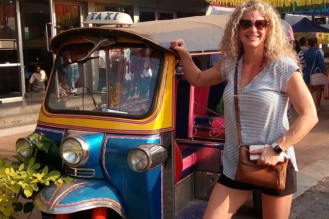 Bangkok Private Custom Tour with a Local Highlights & Hidden Gems - Wat Pho, the reclining Buddha, and an early start