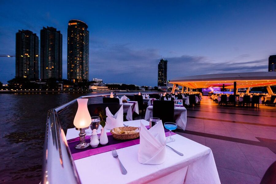 Bangkok: River Dinner Cruise on the Chao Phraya Princess - Should you book the Chao Phraya Princess?