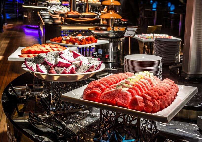 Bangkok: Royal Princess River Dinner Cruise with Live Music - Is $28 a fair price?
