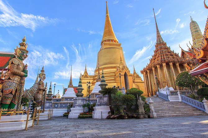 Bangkok's Grand Palace Complex and Wat Phra Kaew Tour - Who should book this experience?