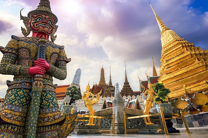 Bangkok's Grand Palace Complex and Wat Phra Kaew Tour - Pickup through Chinatown and the Flower Market