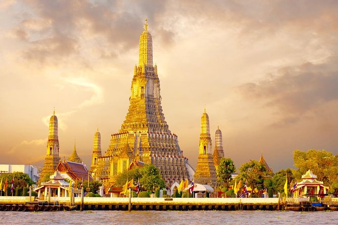 Bangkok’s Three Iconic Temples: Wat Traimit, Wat Pho & Wat Arun - Wat Pho and the reclining Buddha