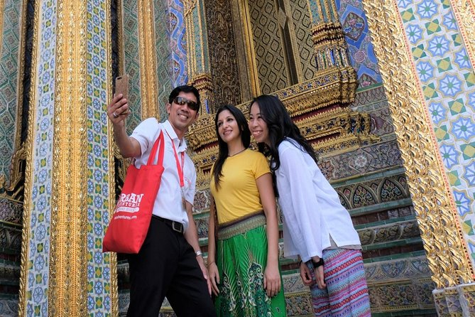 Bangkok’s Treasures: Temples & the Majestic River of Kings - What the small group changes