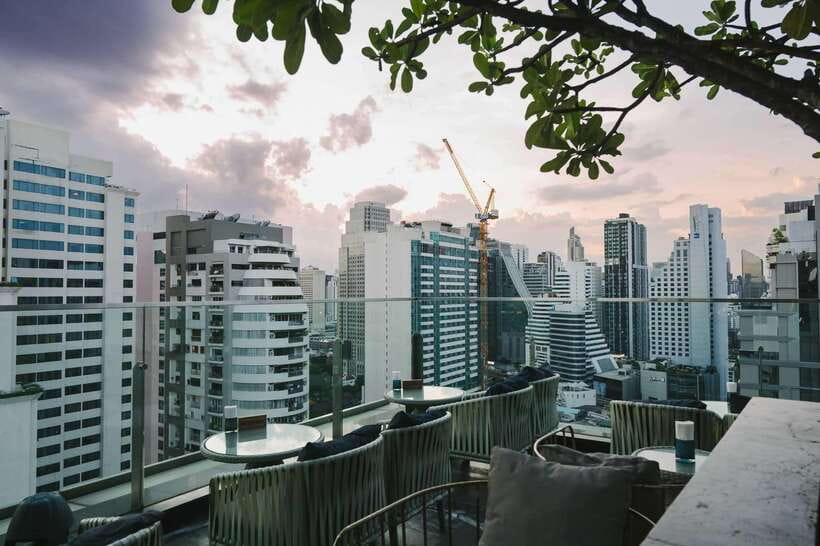 Bangkok: Sky on 20 Rooftop Bar With Free Flow Drinks - Booking details that matter