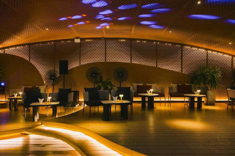 Bangkok: SOL and LUNA BKK Rooftop F&B Packages - What happens during the 90-minute visit
