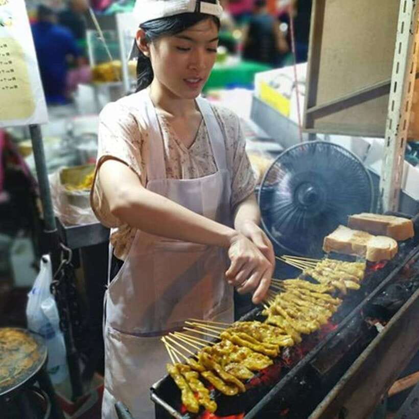 Bangkok: Street Food Tasting Tour at Night - Booking, Cancellation, and Practical Details