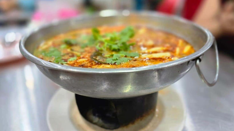 Bangkok: Street Food Tasting Tour at Night - Dietary Restrictions Require Serious Planning