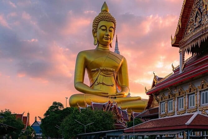 Bangkok : Sunset Food tour by Tuk Tuk boat with big Buddha view - Finding Wat Paknam through narrow streets