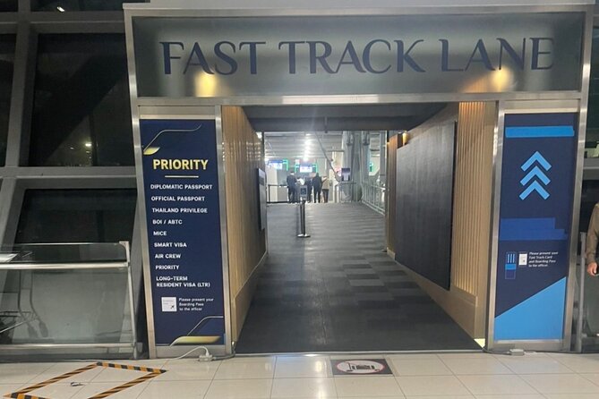 Bangkok Suvarnabhumi Airport VIP Fast-Track Lane Service - Luggage, Children, Pets, and Tired Parents
