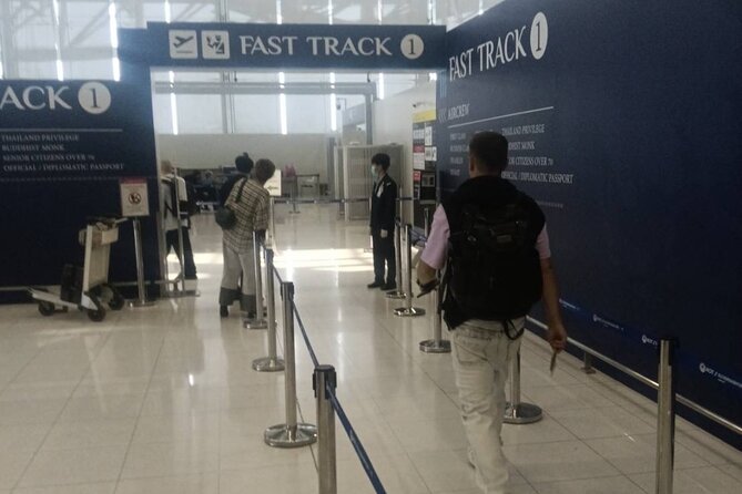 Bangkok Suvarnabhumi Airport VIP Fast-Track Lane Service - Timing, Communication, and the Main Risks