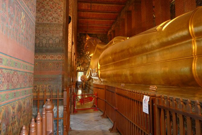 Bangkok Temples and City Highlights Tour - Wat Pho and the enormous Reclining Buddha