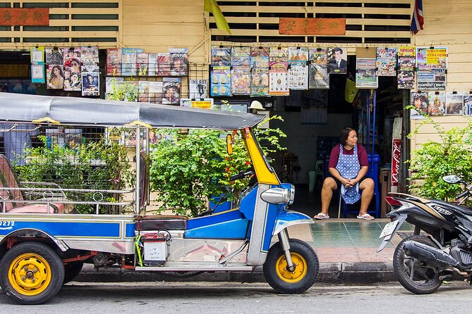 Bangkok Temples Tour - What the guide adds to the day