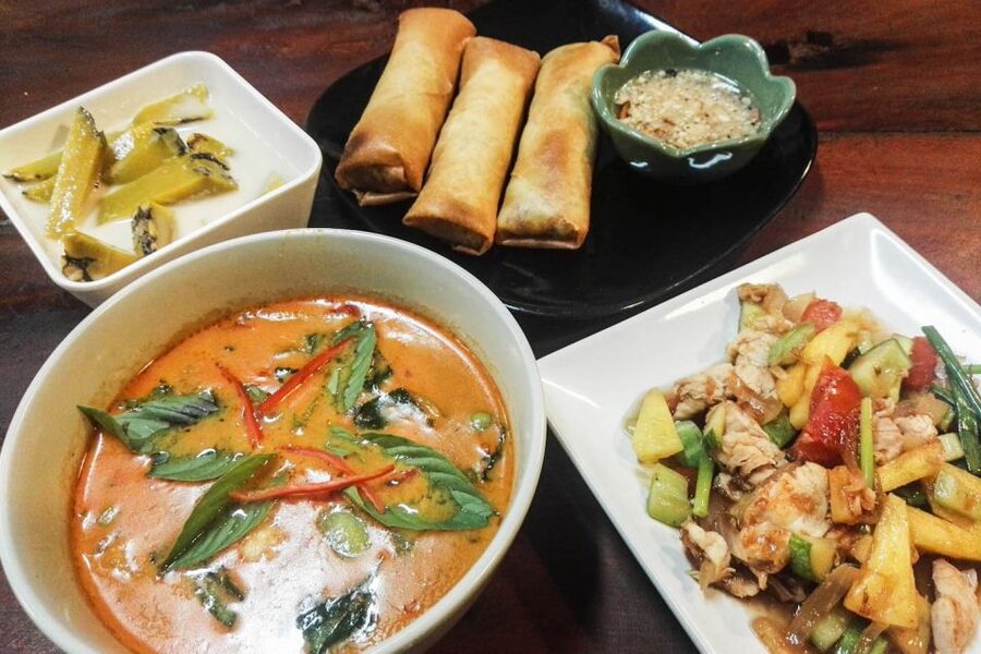 Bangkok: Thai Cooking Class and Onnuch Market Tour - My call: book it if you want food with context