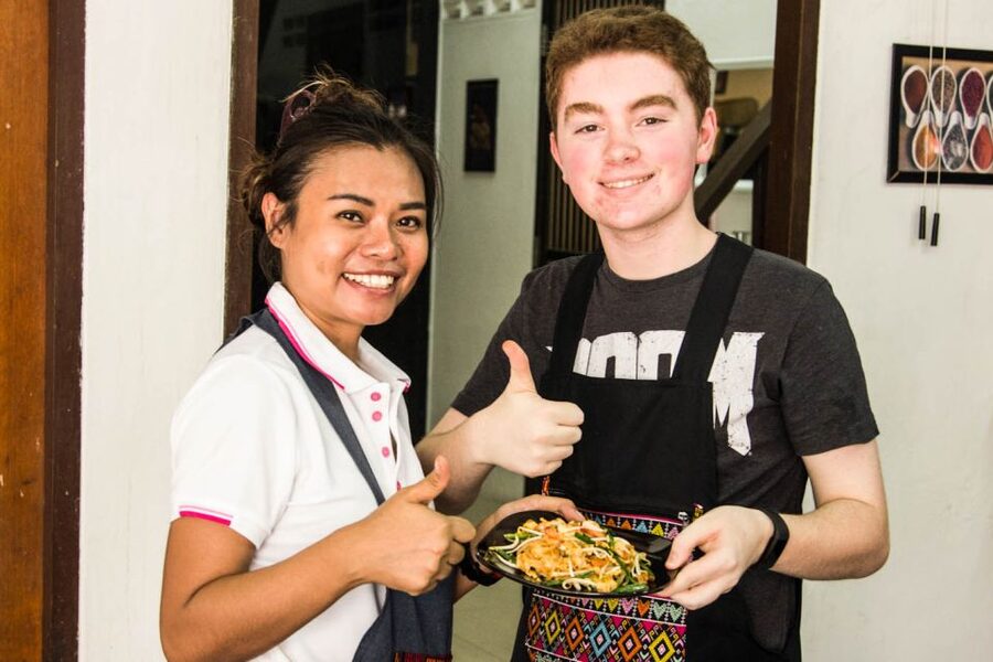 Bangkok: Thai Cooking Class and Onnuch Market Tour - A fast pace with plenty to learn