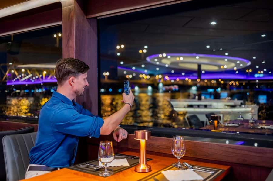 Bangkok: The Opulence Buffet Dinner Cruise with Live Band - Live music, Thai dance, and the mood onboard