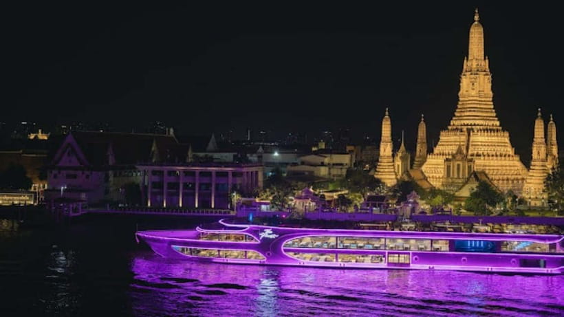 Bangkok: The Planet Chao Phraya River Dinner Cruise - Getting to the Royal Galaxy counter at Asiatique