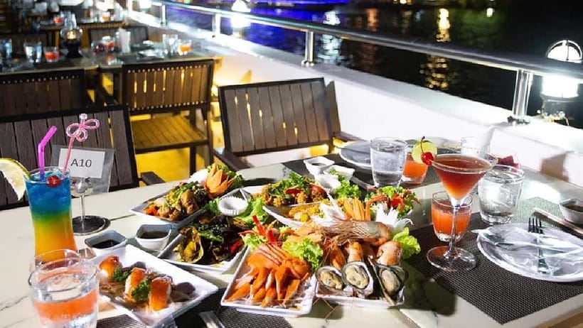 Bangkok:The Planet Sunset&Dinner Cruise on Chao Phraya River - Arriving at Asiatique without losing your patience