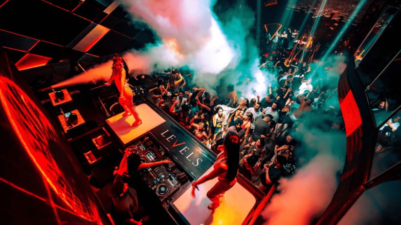 Bangkok: The Speakeasy, Rooftop & Iconic Venues Pub Crawl - Taking in Bangkok from Above Eleven