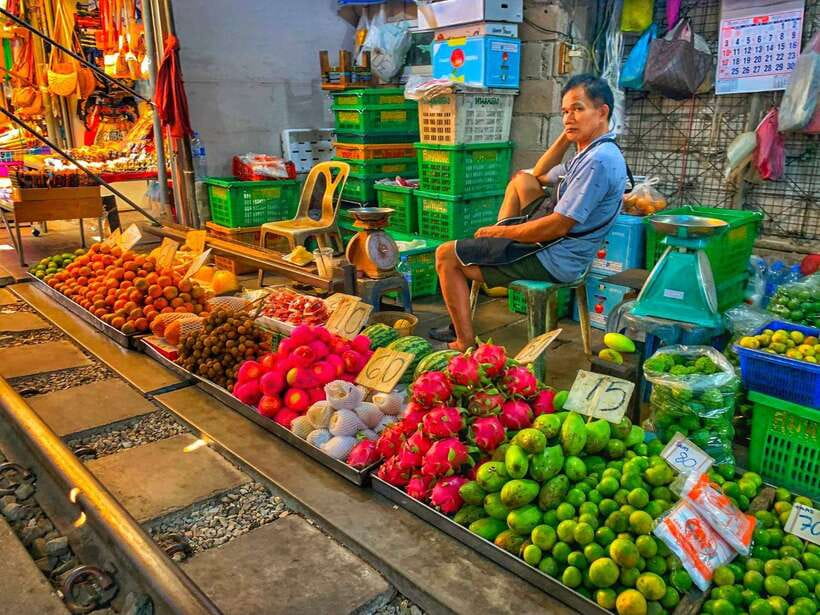 Bangkok: Train Market & Floating Market with Boat Ride - Maeklong Railway Market and the approaching train