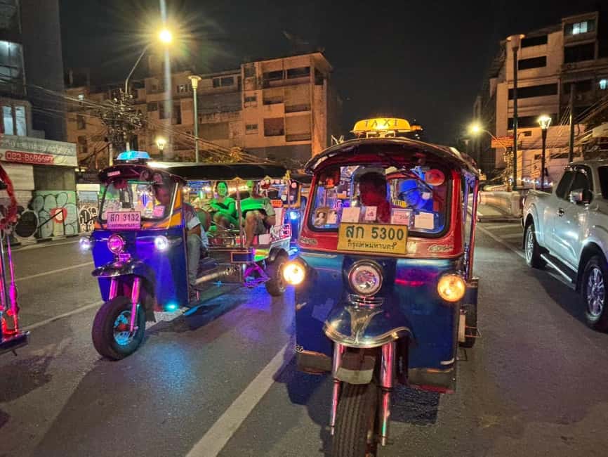Bangkok: Tuk Tuk Adventure Chinatown Michelin Food & Temples - The Giant Swing, Wat Saket, and central Bangkok