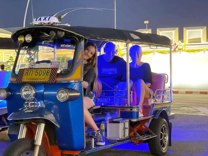 Bangkok Tuk-Tuk by Night with Chinatown Street Food Meal - Crossing into the Old City by tuk-tuk