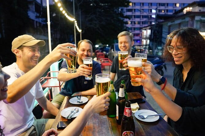 Bangkok Tuk Tuk Night Tour with food & drinks in Siam & Silom - Why this Bangkok evening works