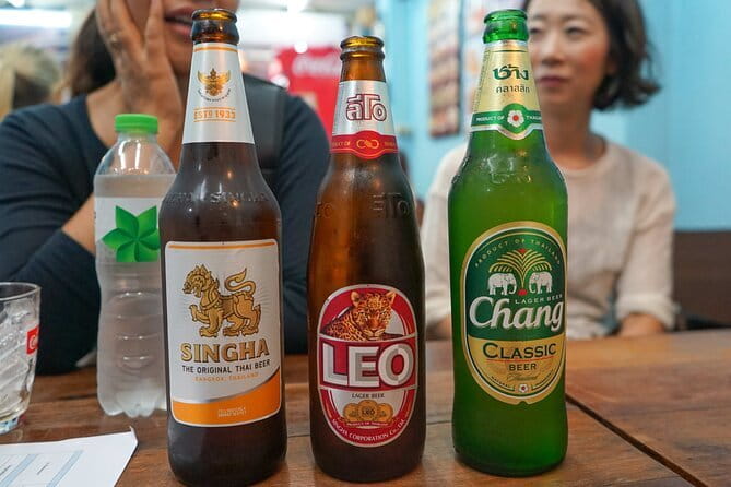 Bangkok Tuk Tuk Night Tour with food & drinks in Siam & Silom - What the small-group format adds