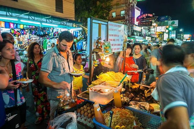 Bangkok Tuk Tuk Tour - Hotel-pickup & Dinner - Pak Khlong Talat Shows Bangkok’s Softer Side