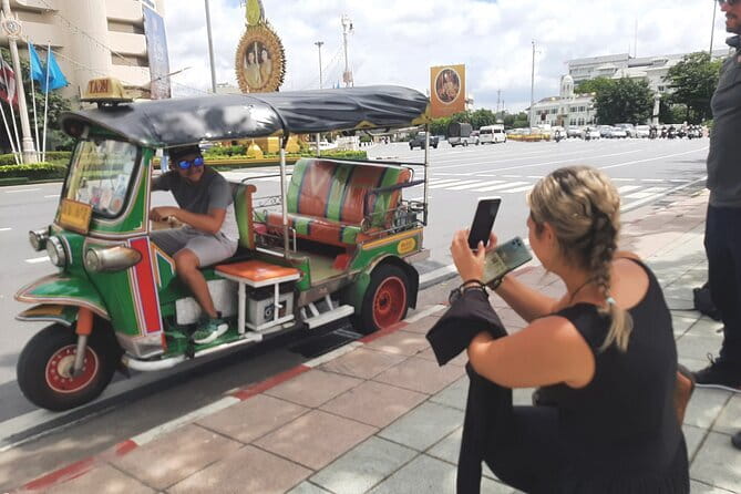 Bangkok TUK TUK Twilight Cultures Market and Food Taste - Key Points Before You Book