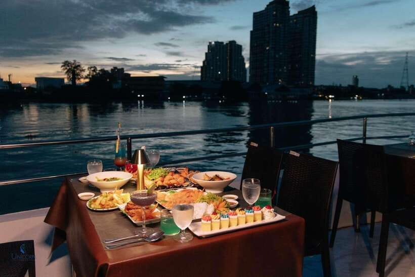 Bangkok: Unicorn Chao Phraya River Dinner Cruise - Finding Unicorn Cruise at ICONSIAM