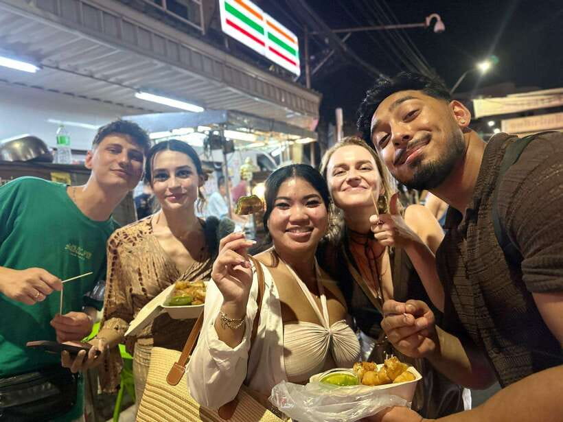 Bangkok Walking Tour : Mouthwatering Journey Food Tour - Why Chinatown Makes A Good Food Walk