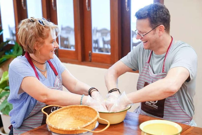 Bangkok: White Lotus Thai Cooking Class with Market Tour - Price, timing, and who gets the best value