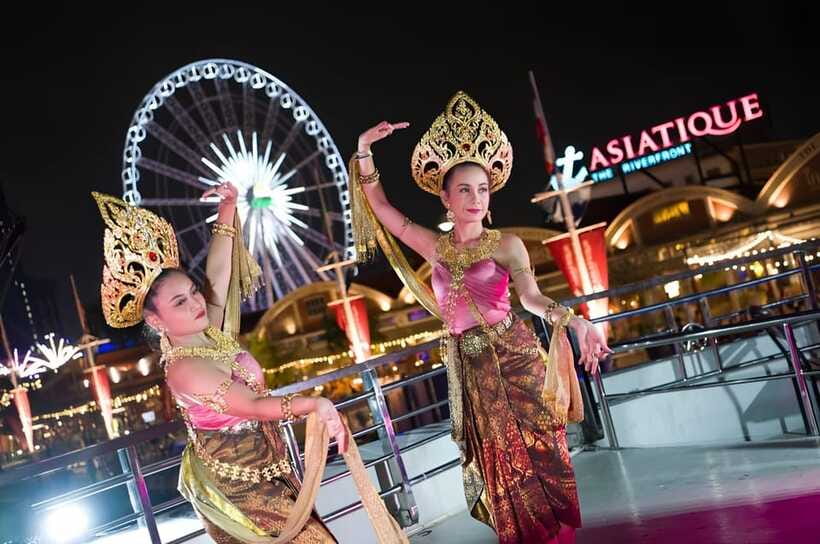 Bangkok: White Orchid Chao Phraya Dinner Cruise free Beer - Sunset sailing or full night cruise?