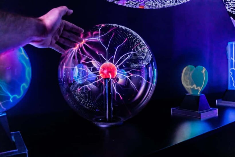 Bangkok: Wow Park Interactive Amusement & Science Park - Optical illusions made for photos