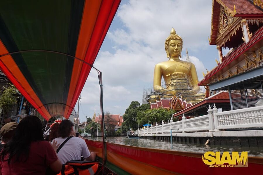 Bangkok Yai Local Canal Tour with Longtail Boat - Wat Paknam and the giant golden Buddha