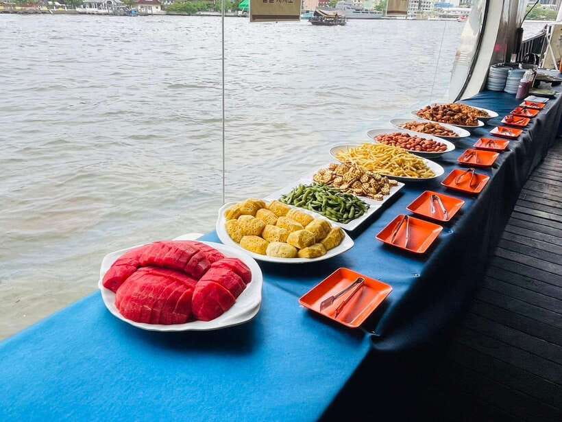 Bangkok: Yodsiam Sightseeing Cruise Snacks & Unlimited Beer - The route past Bangkok’s riverside landmarks