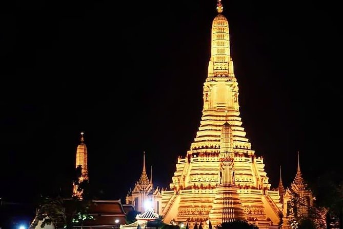 Chao Phraya River Dinner Cruise - A Bangkok evening built around the river