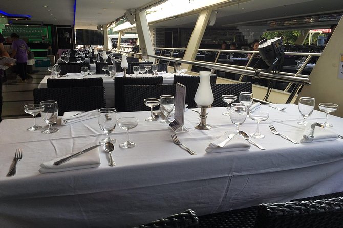 Chao Phraya River Dinner Cruise - Music, dancing, and the party atmosphere