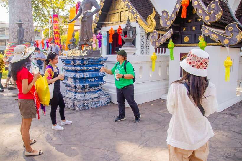 Chiang Mai: 3 Hour Old City and Temples Guided Walking Tour - Wat Phra Singh closes the route in style