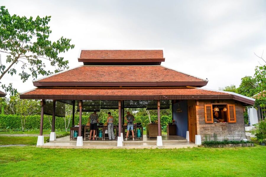 Chiang Mai: Authentic Cooking Class with Market & Farm Visit - Choosing between morning, afternoon, evening, and full day