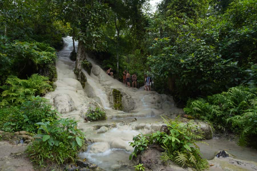 Chiang Mai: Bua Thong Sticky Waterfall & Huge Cave & Buffet - Quick take: what makes this trip worthwhile