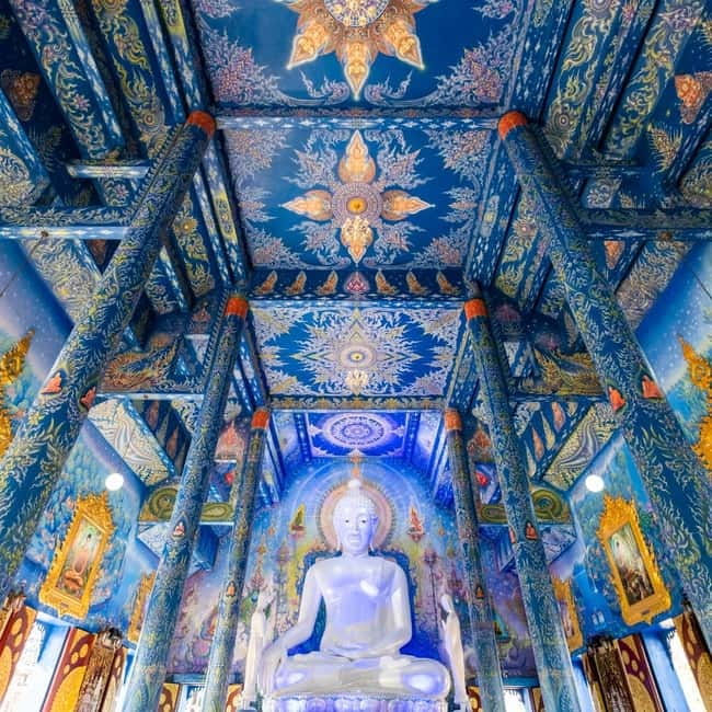 Chiang Mai: Chiang Rai Famous Temples & Hot Springs Day Trip - What the $24 Chiang Rai trip is really offering