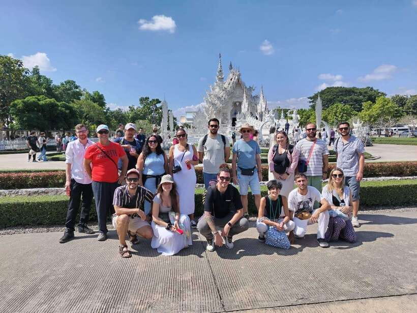 Chiang Mai: Chiang Rai Temples, Karen Tribe and Hot Springs - Language, meeting point, and small preparations
