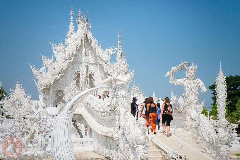Chiang Mai: Chiang Rai Temples, Karen Tribe and Hot Springs - Mae Kachan Hot Spring starts the day gently