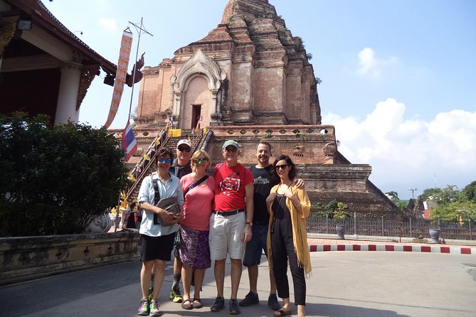 Chiang Mai City Culture Half-Day Cycling Tour - Refreshments near the Women’s Correctional Institution